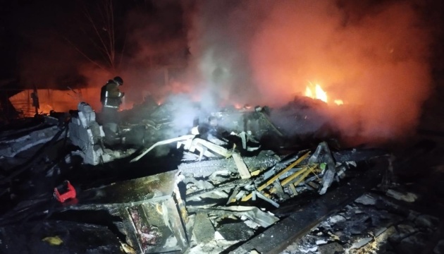 Троє загиблих і поранений: ДСНС показала наслідки російського удару по Запорізькій області