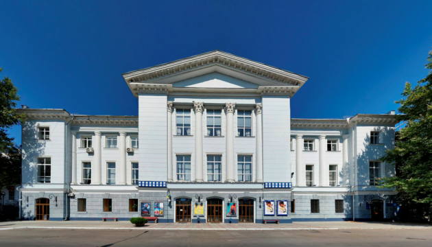 У Миколаєві створили аудіобібліотеку для людей з порушеннями зору