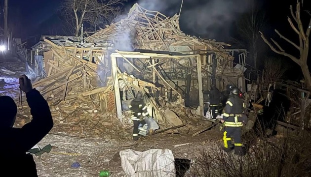 Ворог за добу вдарив по Донеччині понад 1700 разів, є загиблий і поранений