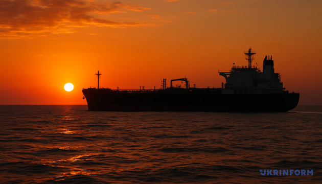 France : le capitaine du « tanker fantôme » russe Grinch libéré, le navire reste sous surveillance militaire