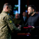 Президент присвоїв звання Героя України командирам «Рарога» й «Ахіллеса» та вручив ордени