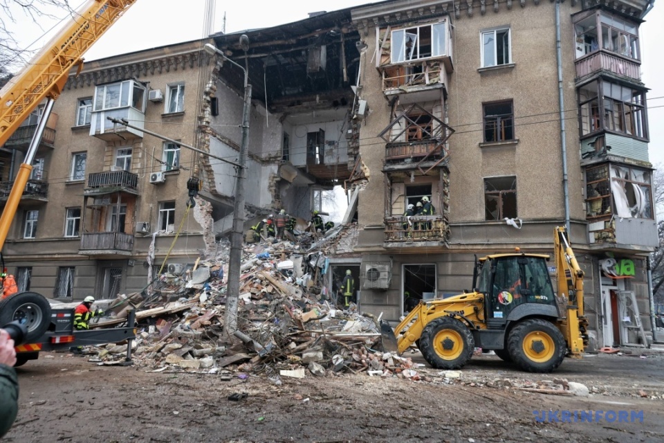 Trümmer werden nach dem russischen Angriff in Odessa geräumt / Foto: Nina Ljaschonok, Ukrinform