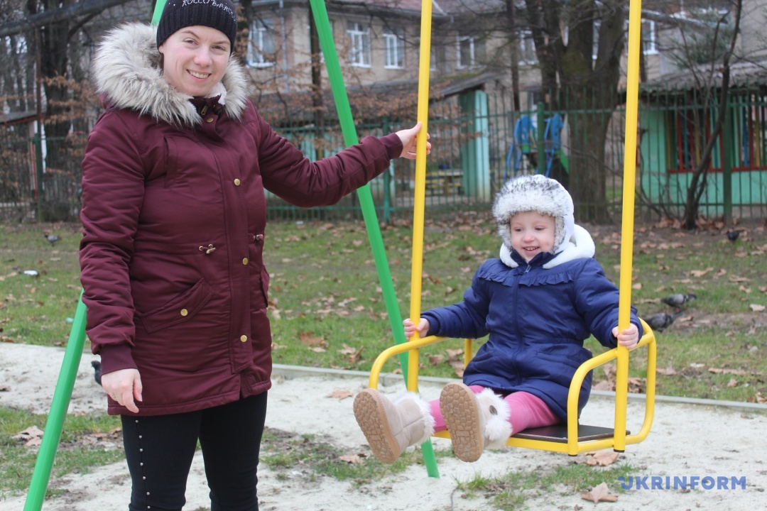 Віра Цендра з донечкою