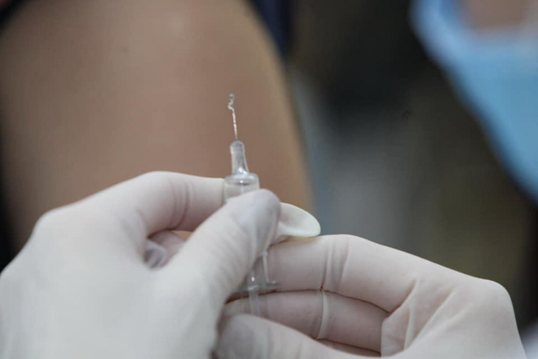 найкраща профілактика - щеплення від грипу. Фото Микола Мякшиков, Укрінформ