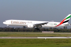 Emirates планує відновити польоти до Ізраїлю після дворічної перерви - Bloomberg