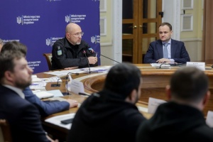 Україна за тиждень отримала понад 38 тонн енергообладнання з п'яти країн - Шмигаль