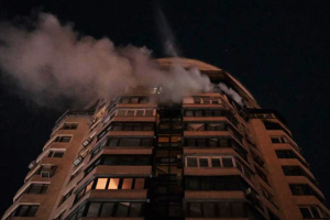 Combined Russian attack on Kyiv: high-rise buildings damaged, injury toll rises to three