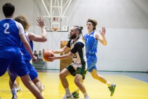 Баскетбол: ввизначилися клуби Першої ліги, що продовжать боротьбу за медалі