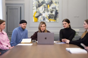 Фундація Зеленської відкрила простори «12-21» у трьох містах