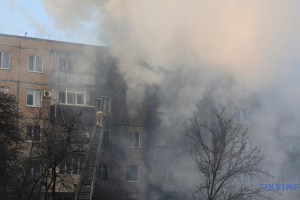 Унаслідок удару РФ по будинку в Харкові постраждали семеро людей 