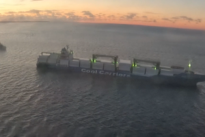 Естонія затримала контейнеровоз із російським екіпажем за підозрою в контрабанді