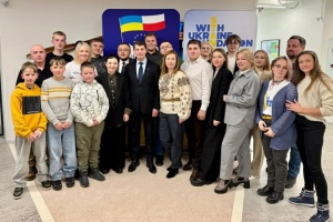 Заступник глави МЗС Олександр Міщенко зустрівся з українською громадою та волонтерами в Польщі