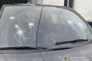 У Львові повідомили про підозру жінці, яка стріляла у мікроавтобус ТЦК