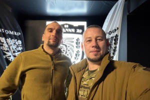 パリサ宇大統領府副長官、前線の部隊を訪問　新しい決定の履行と課題を確認