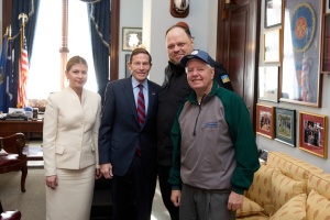 Стефанчук у Вашингтоні обговорив із сенаторами Гремом та Блюменталем «пекельні санкції» проти Росії