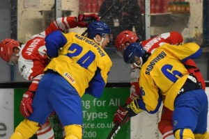 Збірона України обіграла хокеїстів Польщі у Європейському кубку націй