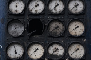 ロシア軍、ウクライナのエネルギー施設を再び大規模攻撃　全土で緊急停電導入