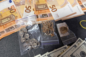 Люксовий одяг і ділянка на Балі: майору тилу бригади ДШВ оголосили нову підозру