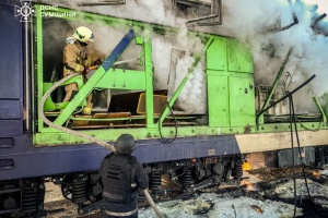 Удар по залізничній інфраструктурі в Конотопі: рятувальники показали наслідки