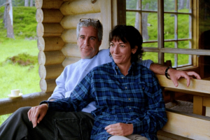 Спільниця Епштейна відмовилася відповідати на питання під час свідчень у Конгресі США