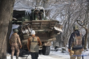 Militares: Continúan los combates en el norte de Pokrovsk, mientras los rusos intentan asaltar Gryshyne