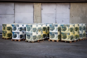 Миколаїв отримав 50 генераторів для пунктів незламності, освітніх та соціальних закладів