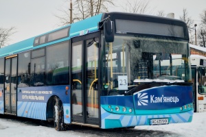 У Кам’янці-Подільському запустили шість нових автобусів, обладнаних для людей з інвалідністю