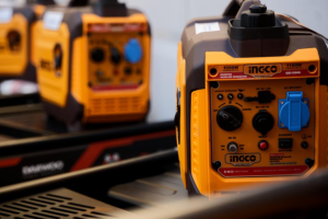 Азербайджан передав ДСНС України генератори