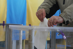 Дві третини українців готові взяти участь у перших повоєнних виборах
