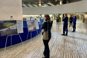 У Торонто відкрили виставку «Листівки з України»