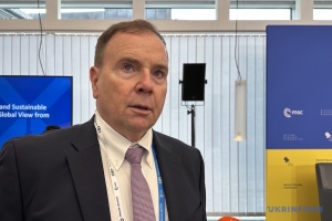 Нинішня адміністрація США від початку обрала хибний шлях до пошуку миру в Україні - Годжес