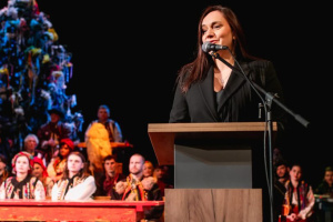 115 років Івано-Франківському драмтеатру: Бережна вручила відзнаки та нагороди