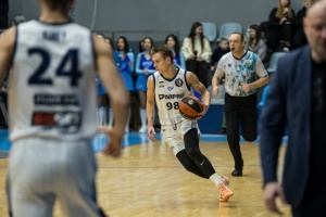 «Дніпро» розгромив «Ніко-Баскет Миколаїв» у матчі Суперліги