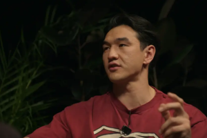 У Казахстані розпочали перевірку щодо коміка Сабурова через відео з мотоциклами для «вагнерівців»