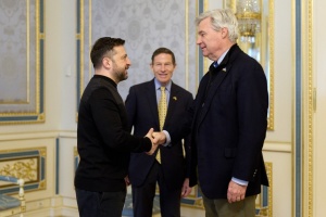 Зеленський під час зустрічі з американськими сенаторами закликав посилити тиск на Росію