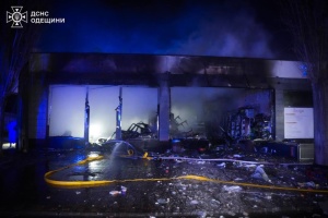 Вночі ворожі дрони атакували Одесу, пошкоджена цивільна та енергетична інфраструктура