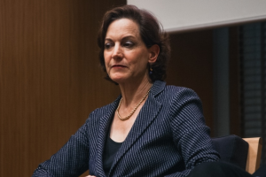 Європейці нарешті усвідомили війну проти України і починають брати на себе відповідальність - Енн Епплбаум