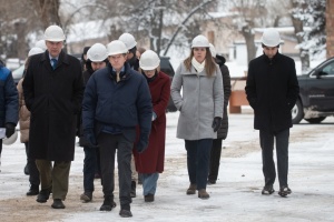 Сенатори США відвідали пошкоджену обстрілами ТЕЦ у Києві