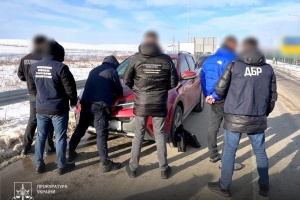 На Львівщині викрили схему переправлення військовозобов’язаних через кордон за паспортами померлих