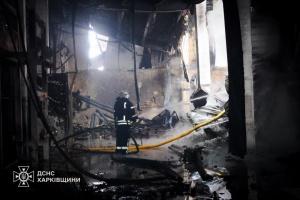 Війська РФ ударили по підприємству на Харківщині, є загиблий та поранені