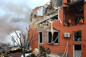 Кількість постраждалих через російську атаку на Київщині зросла до 17