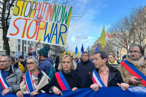 About 2,000 people join Ukrainian march in Paris marking fourth anniversary of Russia-Ukraine war
