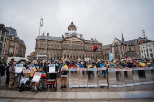 Українські захисники долучилися в Амстердамі до ходи з посланням Європі