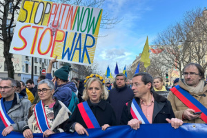 About 2,000 people join Ukrainian march in Paris marking fourth anniversary of Russia-Ukraine war