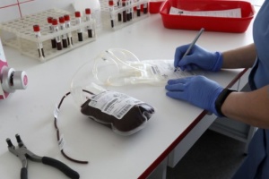 У Києві проходить акція зі збору крові до четвертих роковин повномасштабного вторгнення РФ