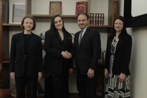 Бережна обговорила з послом Чехії підтримку українських проєктів у Європі