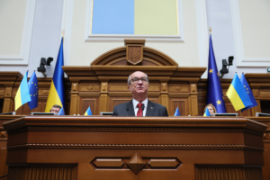 Marszałek Sejmu w Radzie: Polska zabiega o sprawiedliwy pokój dla Ukrainy i popiera jej przystąpienie do UE