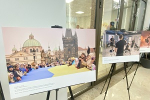 В Анкарі відкрилася фотовиставка про опір України російській агресії