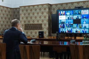 Туск: Коаліція охочих підтримуватиме Україну стільки, скільки буде необхідно