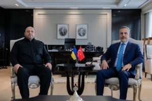 Умєров і глава МЗС Туреччини обговорили перспективи дипломатичного треку